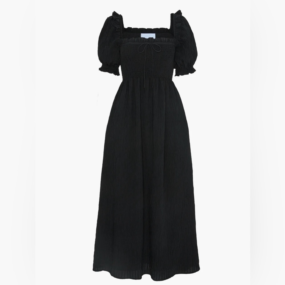 Hill House Scarlett smocked Elegant Black Puff Sleeve maxi Dress - Picture 2 of 2